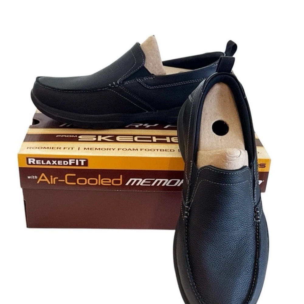 Sketchers Relaxed Fit Harper-Forde Black Loafers memory foam SZ 12 New No Box